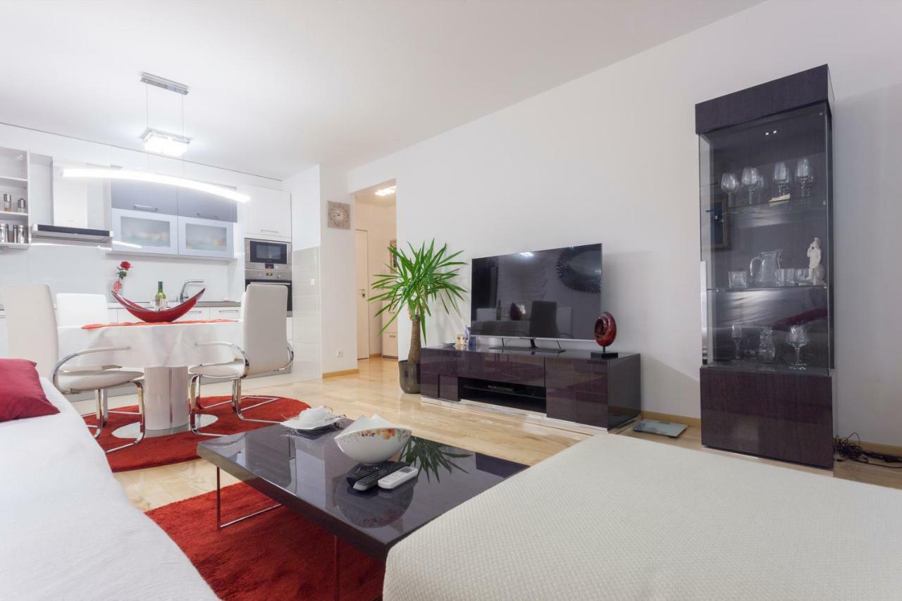 Luxury Apartment Split Exterior photo
